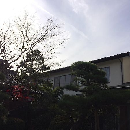 Yufuin Ryokan Tatsumi Hotel Exterior foto